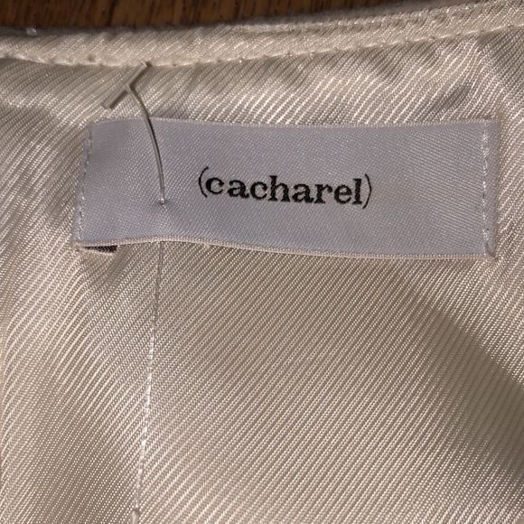 (Cacharel) Cream 100% Wool Short Pencil Skirt - Picture 2 of 5
